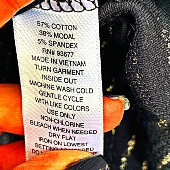 Ana LG Black and Metallic Gold Long Sleeve Soft Stretchy Tee - Picture 4 of 5